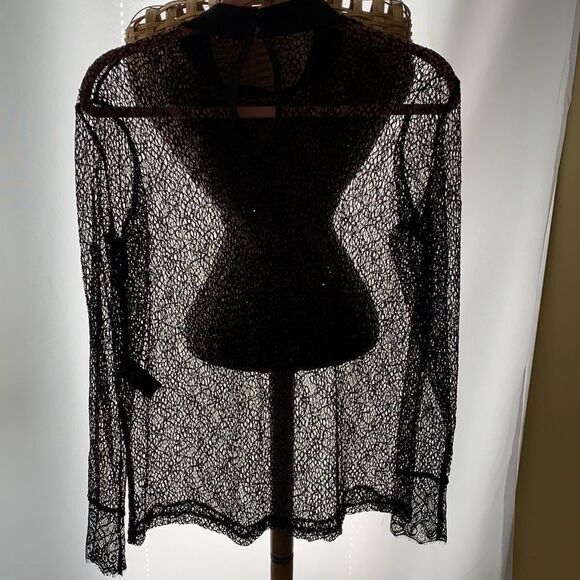 Mark fully lace long sleeve top in Large.  NWOT - Picture 2 of 10